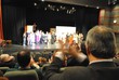 Les acteurs sous les applaudissements de M. Vanachter, directeur du lycée NDG